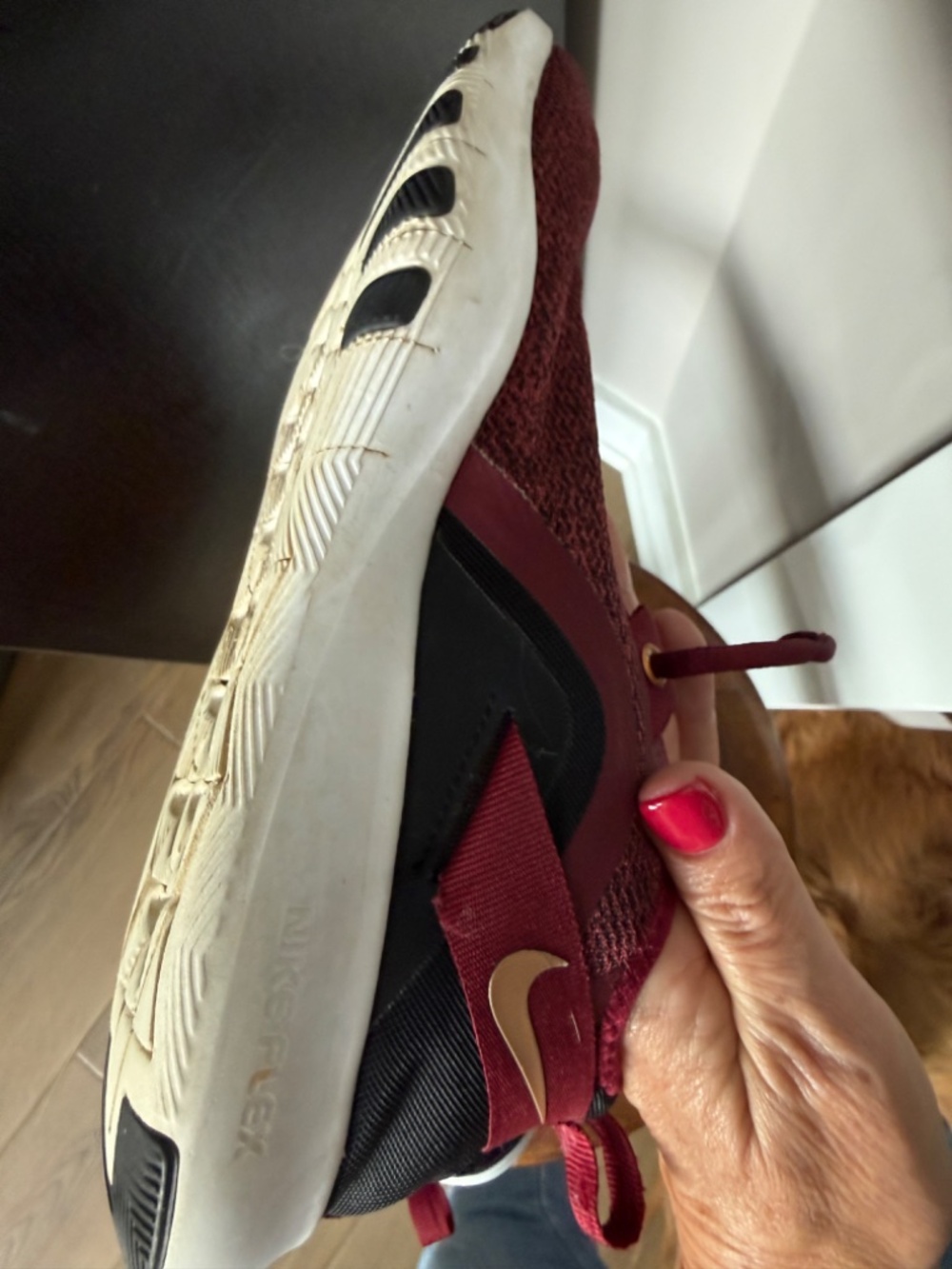 Nike Flex TR9 Women's Training Shoes Size 8 Burgundy Rose Gold Athletic Sneakers - Picture 7 of 8